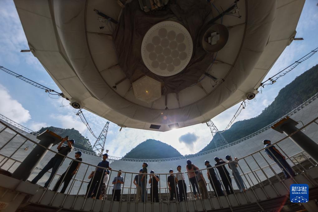 智能機(jī)器人為“中國(guó)天眼”提供運(yùn)維保障(圖3) 智能機(jī)器人為“中國(guó)天眼”提供運(yùn)維保障(圖3)