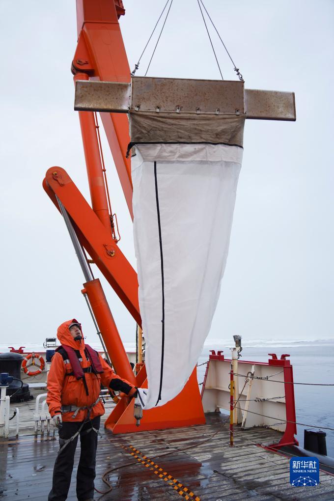 中國第13次北冰洋科學考察隊正式開始大洋科考作業(yè)(圖5) 中國第13次北冰洋科學考察隊正式開始大洋科考作業(yè)(圖5)