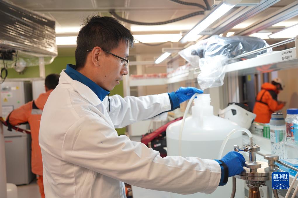 中國第13次北冰洋科學考察隊正式開始大洋科考作業(yè)(圖4) 中國第13次北冰洋科學考察隊正式開始大洋科考作業(yè)(圖4)