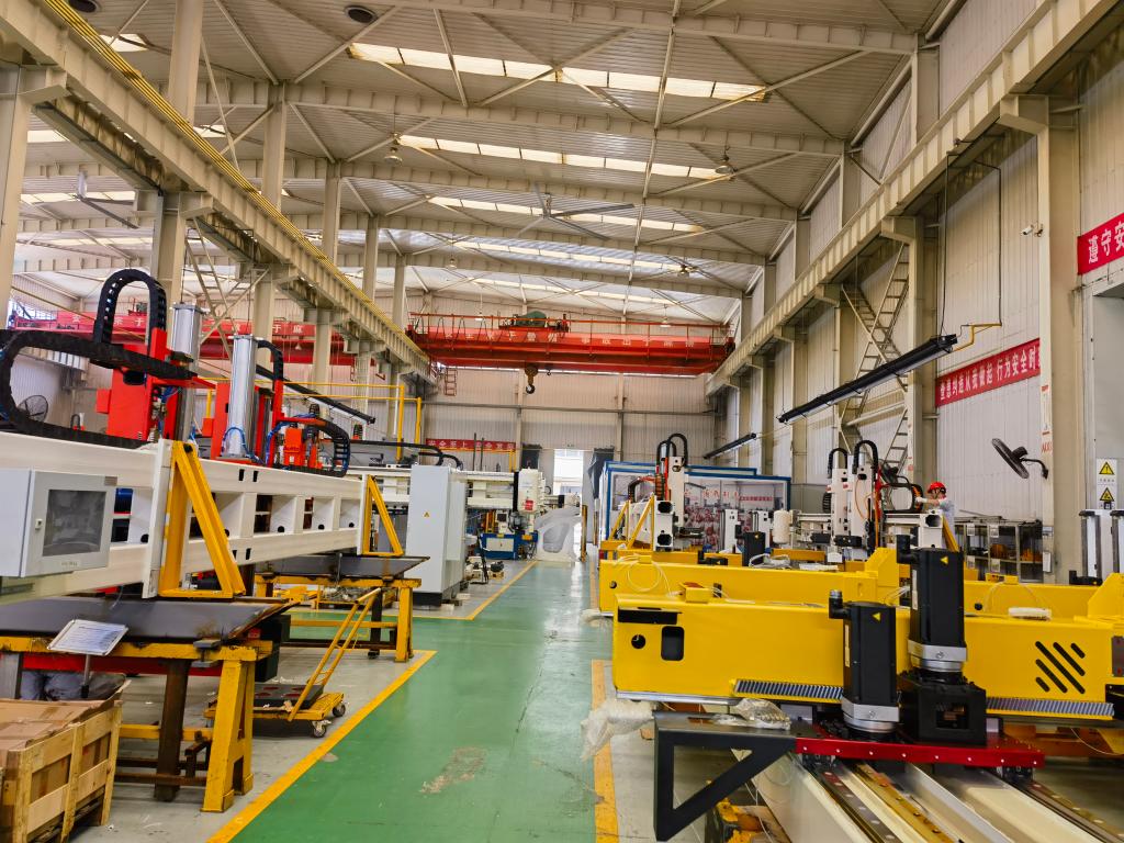 訂單足 技術(shù)新 動能強 山東部分先進制造業(yè)企業(yè)發(fā)展一線見聞(圖3) 訂單足 技術(shù)新 動能強 山東部分先進制造業(yè)企業(yè)發(fā)展一線見聞(圖3)