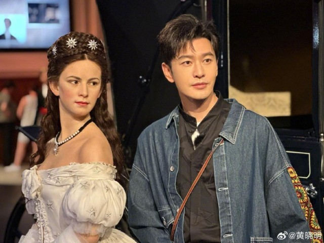 黃曉明許光漢程瀟林允沈夢(mèng)辰等同游布達(dá)佩斯(圖9) 黃曉明許光漢程瀟林允沈夢(mèng)辰等同游布達(dá)佩斯(圖9)