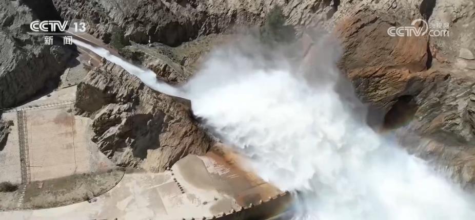 綜合施策發(fā)展 和田河扮靚塔克拉瑪干 綠洲面積不斷擴(kuò)大(圖6) 綜合施策發(fā)展 和田河扮靚塔克拉瑪干 綠洲面積不斷擴(kuò)大(圖6)