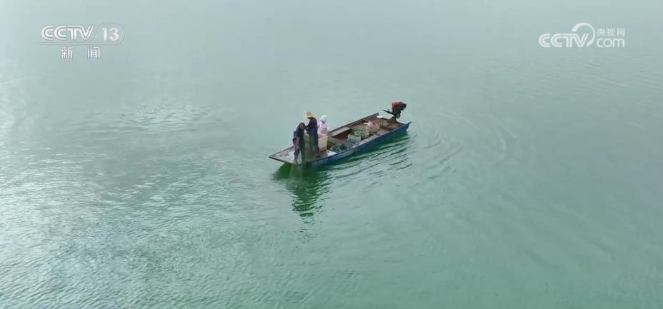 綜合施策發(fā)展 和田河扮靚塔克拉瑪干 綠洲面積不斷擴(kuò)大(圖4) 綜合施策發(fā)展 和田河扮靚塔克拉瑪干 綠洲面積不斷擴(kuò)大(圖4)