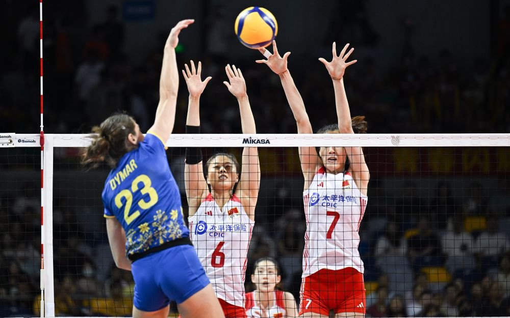 中國女排隊員總結資格賽首戰(zhàn)——盡快進入節(jié)奏 期待越戰(zhàn)越勇(圖1) 中國女排隊員總結資格賽首戰(zhàn)——盡快進入節(jié)奏 期待越戰(zhàn)越勇(圖1)