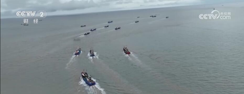 開漁啦！萬舸爭(zhēng)流競(jìng)出海 魚肥蟹美慶豐收(圖2)