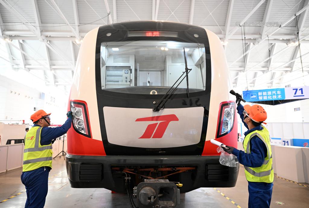 中國職業(yè)技能人才迎來新發(fā)展機(jī)遇(圖2) 中國職業(yè)技能人才迎來新發(fā)展機(jī)遇(圖2)