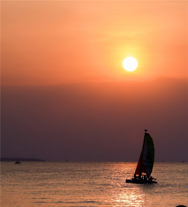 海南省創(chuàng)建國家體育旅游示范區(qū)——以高質(zhì)量發(fā)展助力國際旅游消費(fèi)中心建設(shè)(圖3) 海南省創(chuàng)建國家體育旅游示范區(qū)——以高質(zhì)量發(fā)展助力國際旅游消費(fèi)中心建設(shè)(圖3)