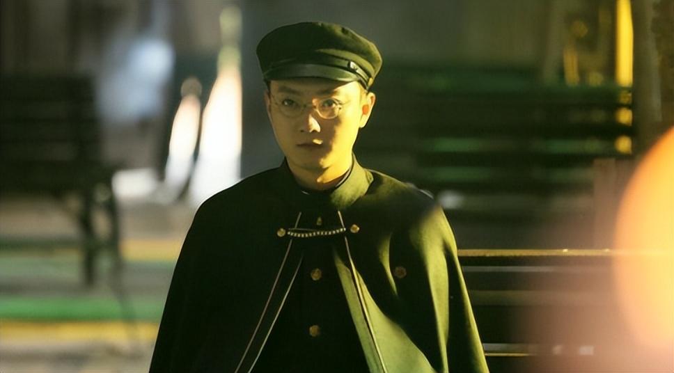 “高啟盛”入戲太深，種種行為惹人反感，網(wǎng)友：他再也不會紅了(圖16)