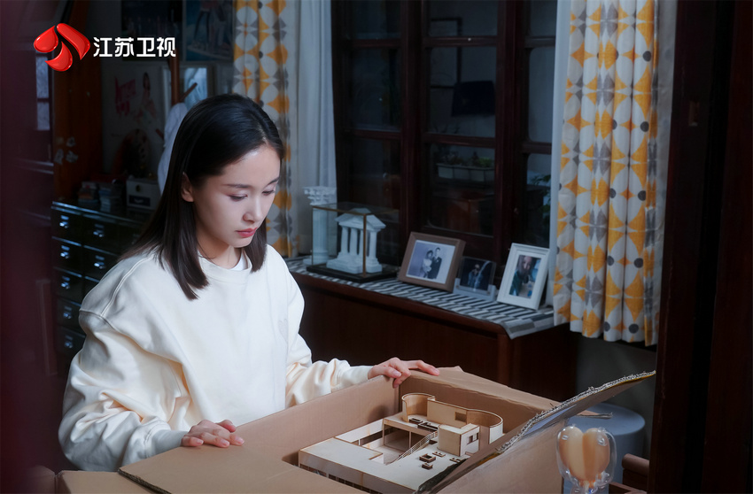 王子文：鄧婕老師是本色出演，白敬亭是靦腆男孩(圖4)