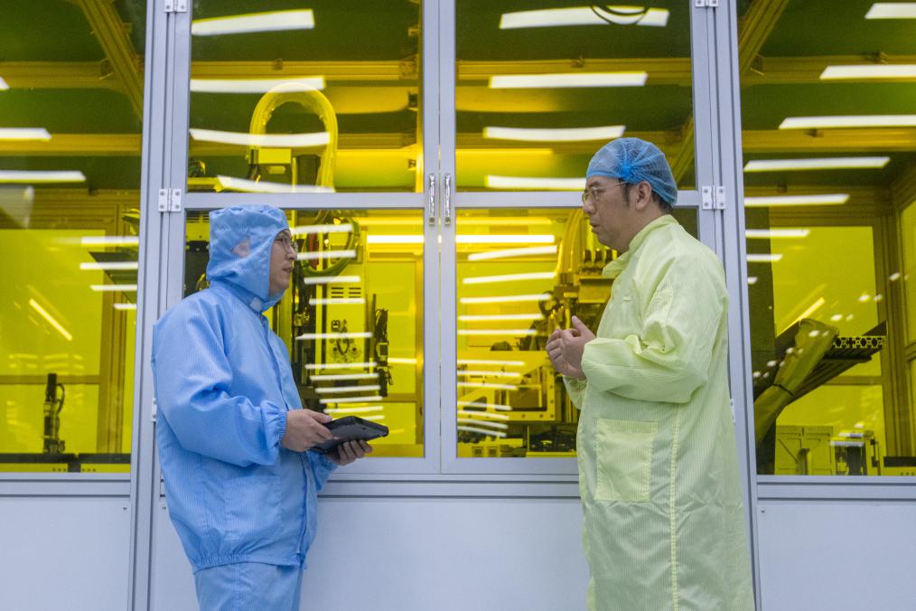 G6高分辨率新型顯示噴印裝備完成組裝(圖1) G6高分辨率新型顯示噴印裝備完成組裝(圖1)