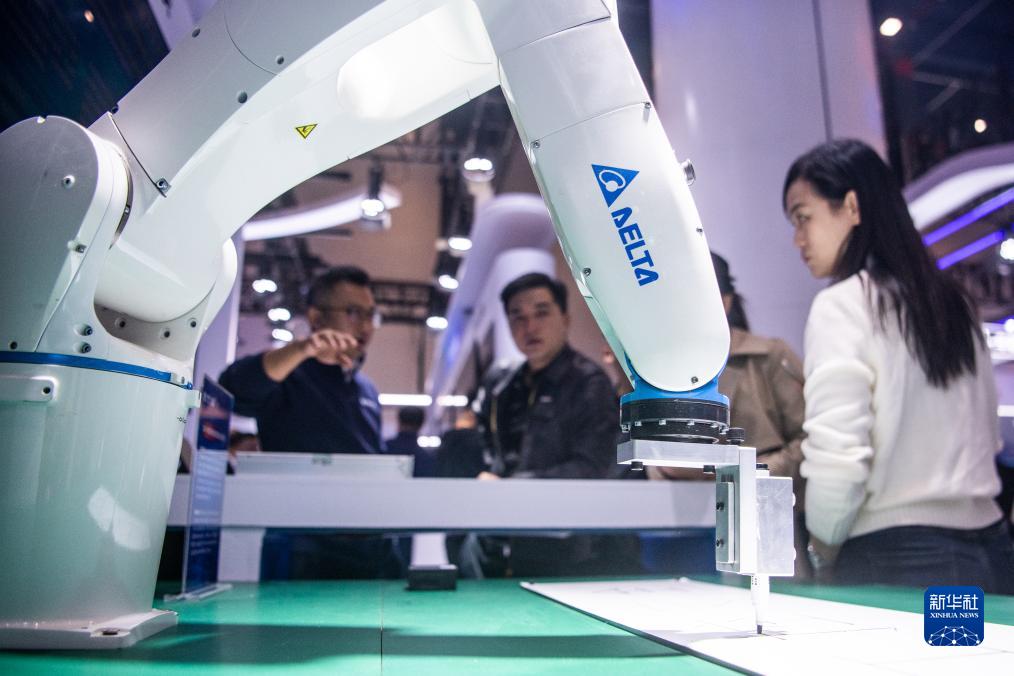 2023中國(guó)5G+工業(yè)互聯(lián)網(wǎng)大會(huì)在武漢開(kāi)幕(圖6) 2023中國(guó)5G+工業(yè)互聯(lián)網(wǎng)大會(huì)在武漢開(kāi)幕(圖6)