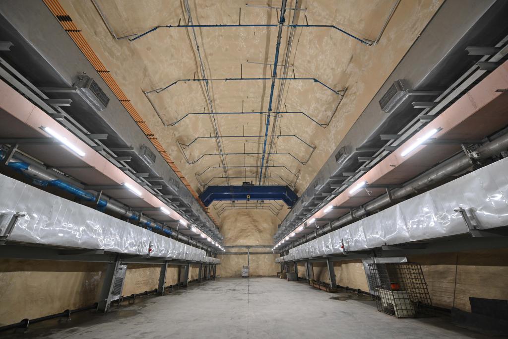 在2400米的地下，建設(shè)實驗室有多難？(圖2)