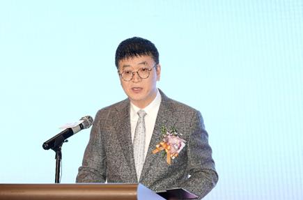 華潤現(xiàn)代服務(wù)并購方圓企業(yè)服務(wù)股權(quán)交易順利完成(圖2) 華潤現(xiàn)代服務(wù)并購方圓企業(yè)服務(wù)股權(quán)交易順利完成(圖2)