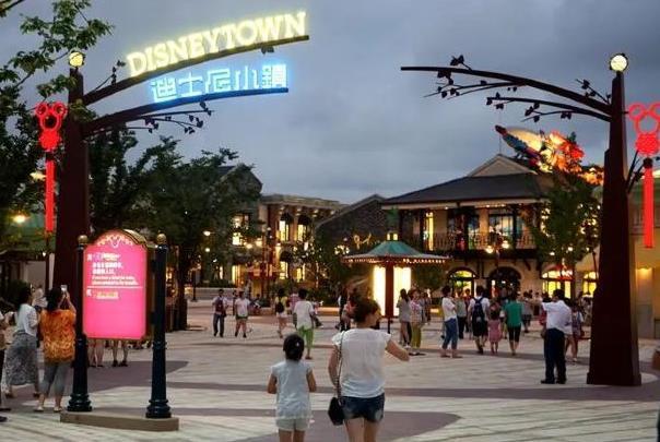 2024去迪士尼小鎮(zhèn)怎么停車(chē)+停車(chē)收費(fèi)標(biāo)準(zhǔn) 上海迪士尼小鎮(zhèn)要門(mén)票嗎 2024去迪士尼小鎮(zhèn)怎么停車(chē)+停車(chē)收費(fèi)標(biāo)準(zhǔn) 上海迪士尼小鎮(zhèn)要門(mén)票嗎