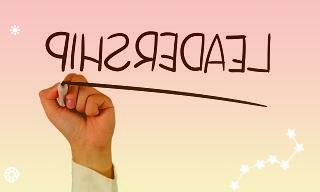 為文創(chuàng)青年加油第二屆“文創(chuàng)上?！眲?chuàng)新創(chuàng)業(yè)大賽舉辦多場(chǎng)“創(chuàng)行加油站”主題活