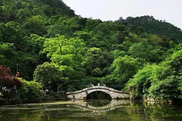 黔靈山公園游玩路線攻略 黔靈山公園游玩路線攻略