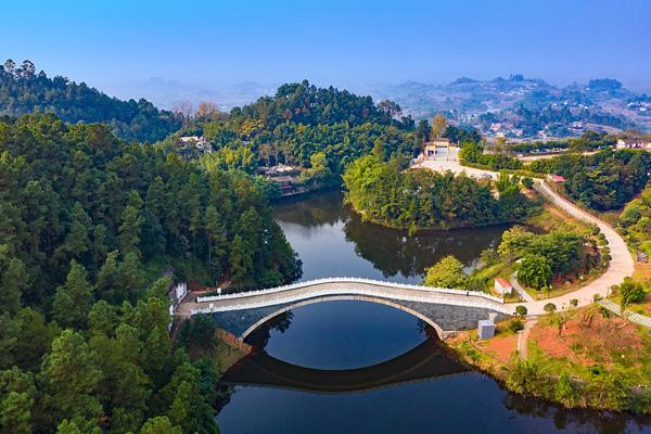 自貢尖山風(fēng)景區(qū)門(mén)票優(yōu)惠政策 自貢尖山風(fēng)景區(qū)門(mén)票優(yōu)惠政策