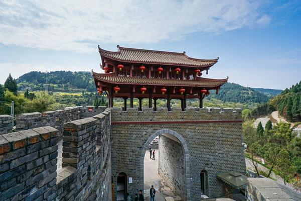 金龍長城游玩攻略 一日游攻略 金龍長城游玩攻略 一日游攻略