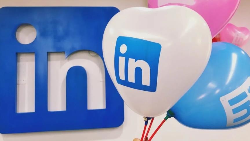 LinkedIn進軍游戲領域 推出應用內(nèi)謎題以提高參與度(圖1) LinkedIn進軍游戲領域 推出應用內(nèi)謎題以提高參與度(圖1)