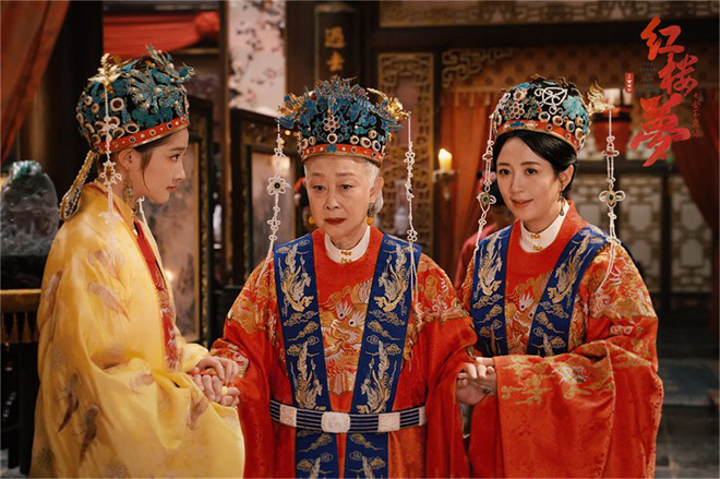 《紅樓夢(mèng)之金玉良緣》曝預(yù)告 揭示元妃省親等情節(jié)(圖5) 《紅樓夢(mèng)之金玉良緣》曝預(yù)告 揭示元妃省親等情節(jié)(圖5)