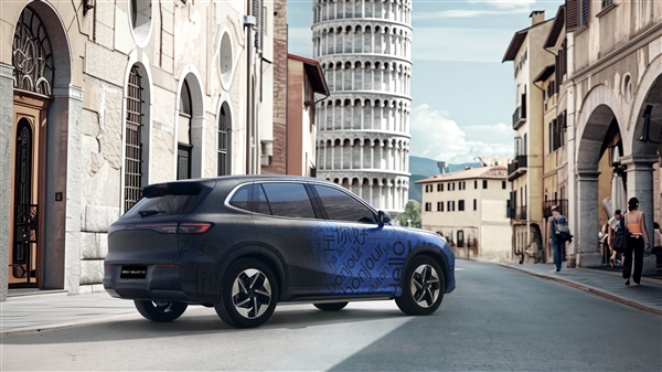 定名銀河E5 吉利全新純電SUV諜照曝光:正面硬剛比亞迪(圖3) 定名銀河E5 吉利全新純電SUV諜照曝光:正面硬剛比亞迪