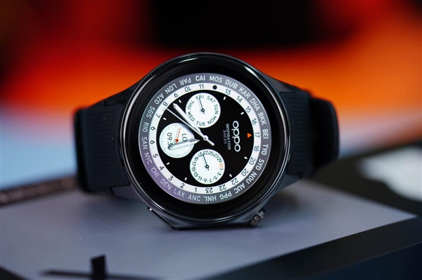 OPPO第一款圓表！OPPO Watch X星夜飛行版圖賞