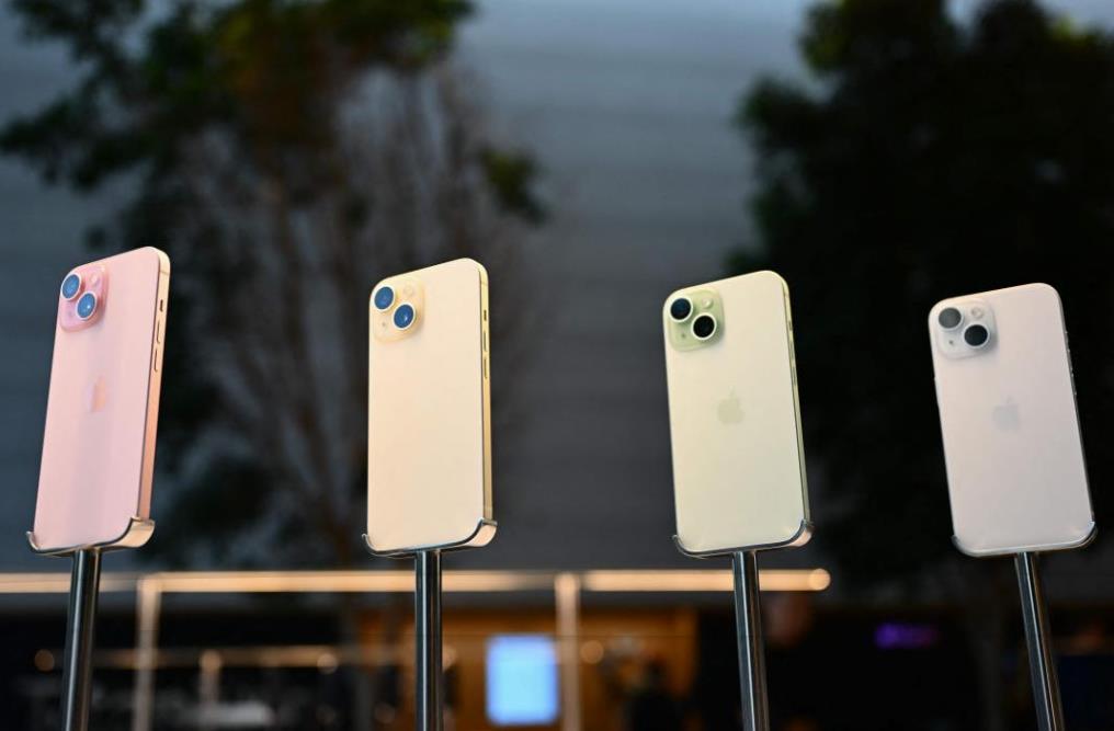 露出蘋果LOGO身份象征？揭露iPhone用戶愛用裸機(jī)的6大關(guān)鍵(圖1)