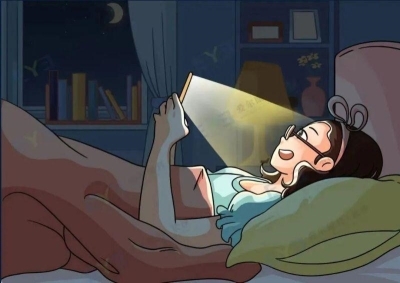 愛爾眼科：經(jīng)常熬夜玩手機(jī)，可以做近視手術(shù)嗎？(圖1)