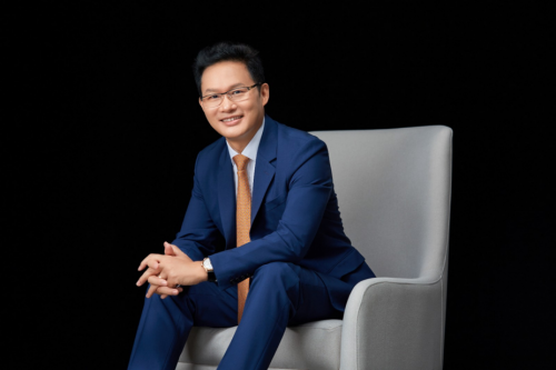 天九企服董事長兼CEO戈峻:打造大共享平臺 為企業(yè)發(fā)展助力(圖2) 天九企服董事長兼CEO戈峻:打造大共享平臺 為企業(yè)發(fā)展助力(圖2)