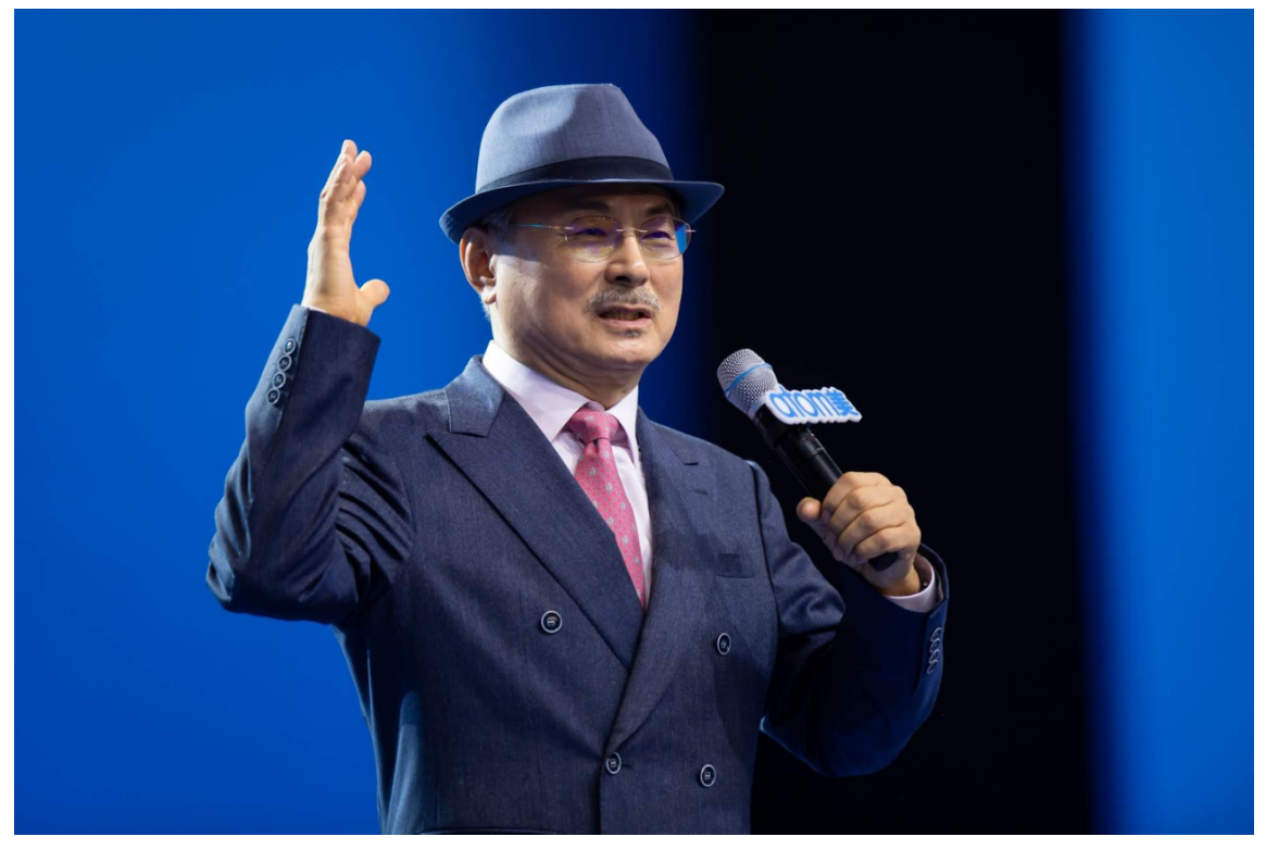 艾多美:傳統(tǒng)與現(xiàn)代交融的全球化企業(yè)之路(圖1) 艾多美:傳統(tǒng)與現(xiàn)代交融的全球化企業(yè)之路(圖1)