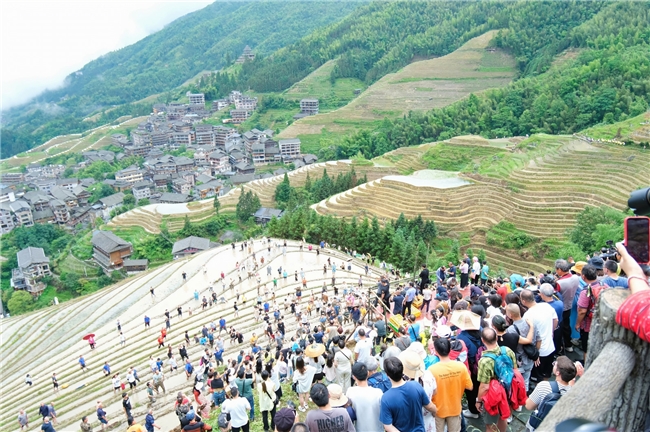 “淘寶逛逛村奧”打造鄉(xiāng)村體育盛事，中國(guó)民俗文化涌入直播間(圖2)
