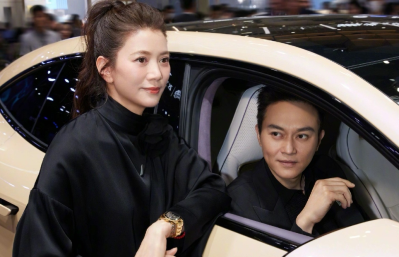 阿維塔11 2024款榮耀發(fā)布，堪稱行業(yè)革新之作(圖1)