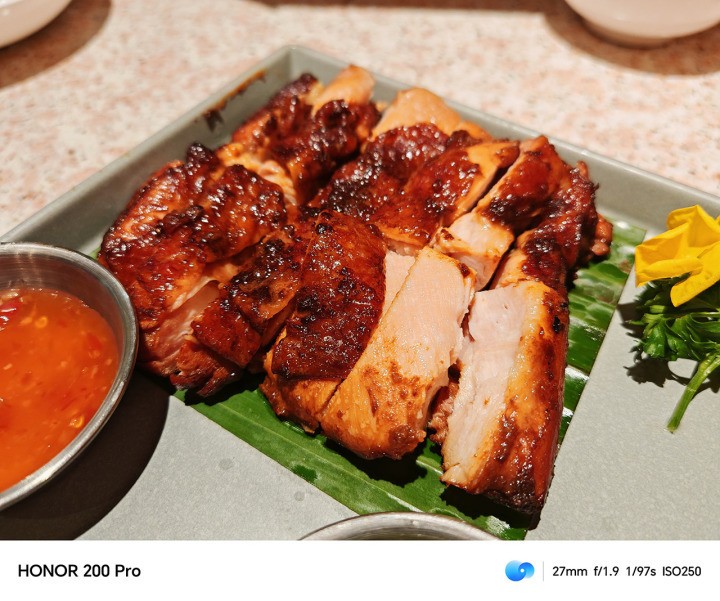 榮耀200怎么樣 實測真的適合學生黨！(圖2)