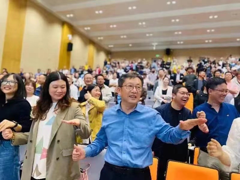 自動自發(fā)開展公益講座，為校園家庭教育提供專業(yè)支持(圖3)