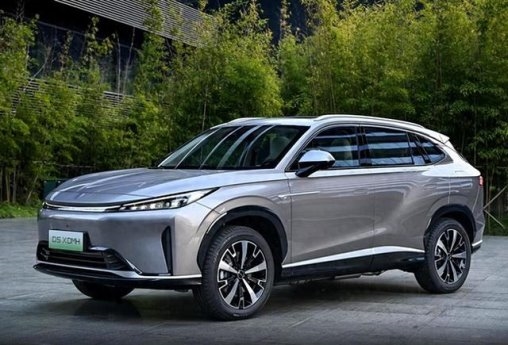 父親節(jié)獻禮：榮威D5X DMH，讓愛馳騁在路上的溫情之選(圖1)