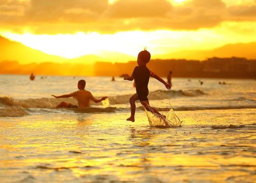 安心度夏曬不黑！海龜爸爸專業(yè)科普兒童防曬實用指南