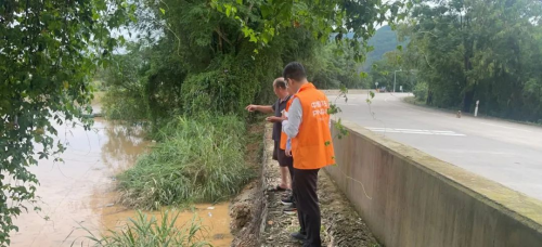 南澇北旱態(tài)勢持續(xù)，平安產(chǎn)險多措并舉做好防汛抗旱工作(圖1)