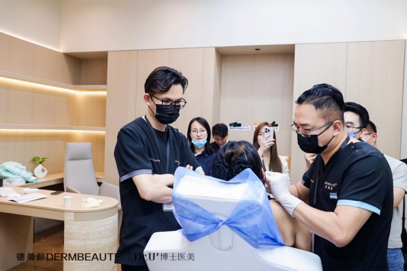 大事件！超震撼！“德美顏超級童顏”兩岸三地導(dǎo)師技術(shù)交流會暨蝶羽療法技術(shù)發(fā)布會璀璨落幕！(圖13)