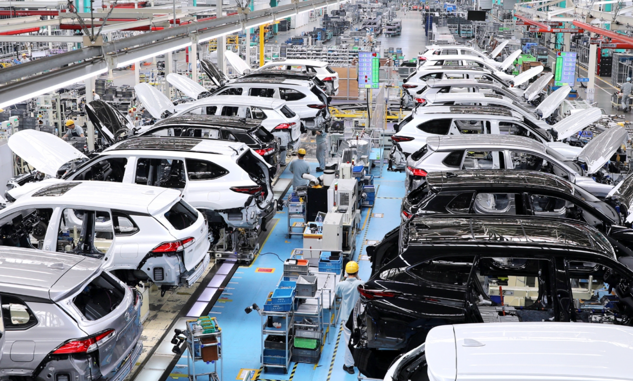 這家車企巨頭在中國的60年，我們一路看下來就好比“看山三重境界”(圖5)