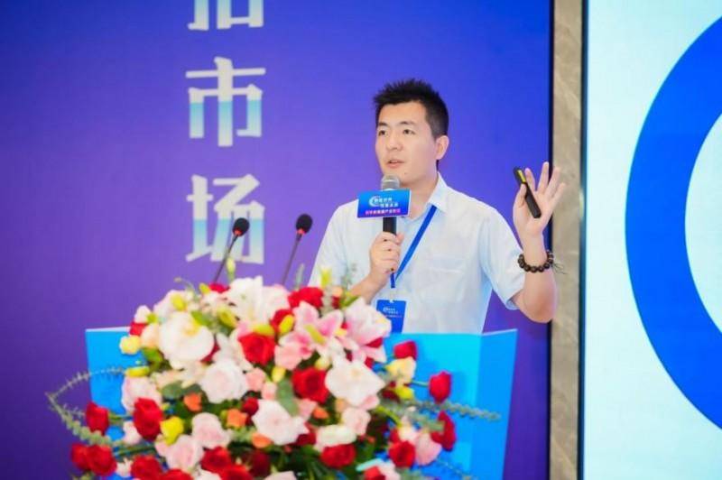 “ 智聯(lián)世界，駕馭未來”——智聯(lián)新能源產(chǎn)業(yè)聯(lián)盟成立大會在蘇州舉行(圖16)