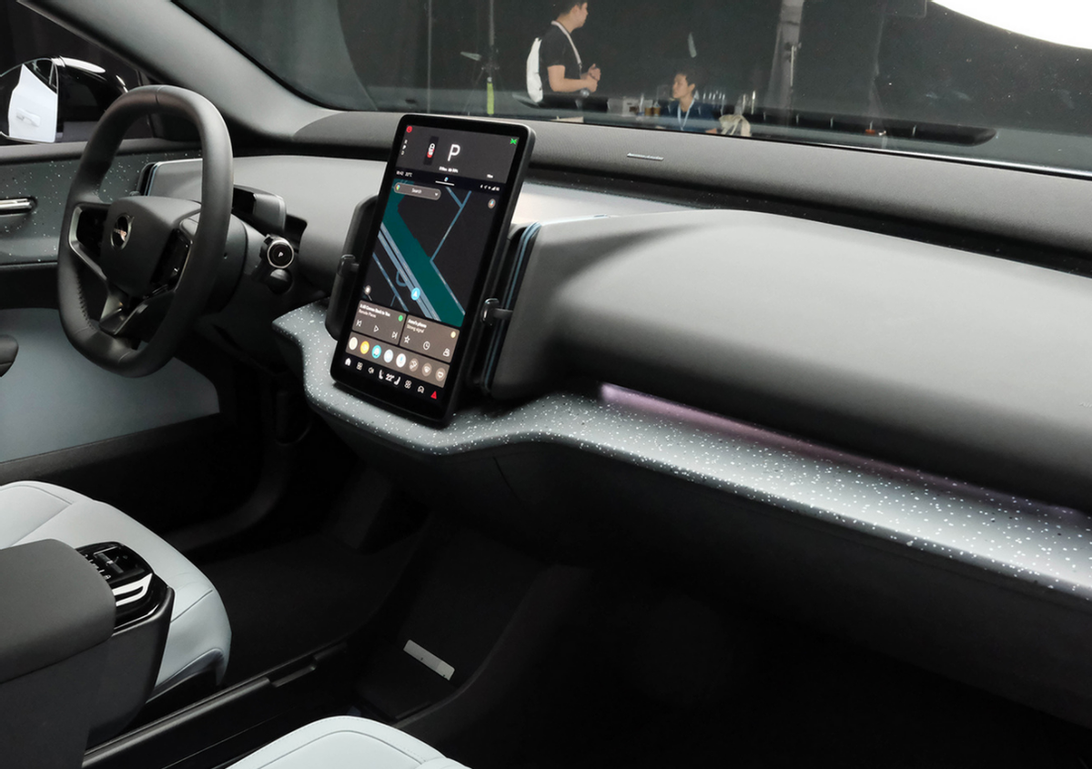 沃爾沃EX30安全技術(shù)加持，小車(chē)也有大安全(圖3)