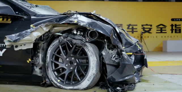 鉆卡測(cè)試挑戰(zhàn)車企極限？生命安全不是選擇題(圖2)