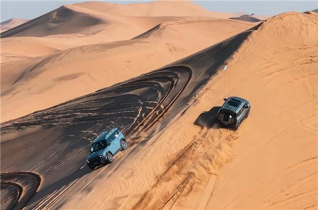 捷途山海T2四驅(qū)版, 鯤鵬動力助陣, 沙漠越野實力暴增(圖1)