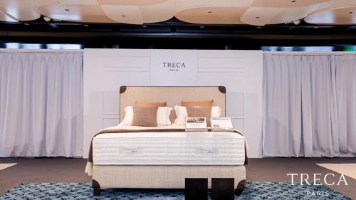 法國崔佧新品發(fā)布儀式在上海的公主號(hào)游輪上拉開帷幕(圖8) 法國崔佧新品發(fā)布儀式在上海的公主號(hào)游輪上拉開帷幕(圖8)