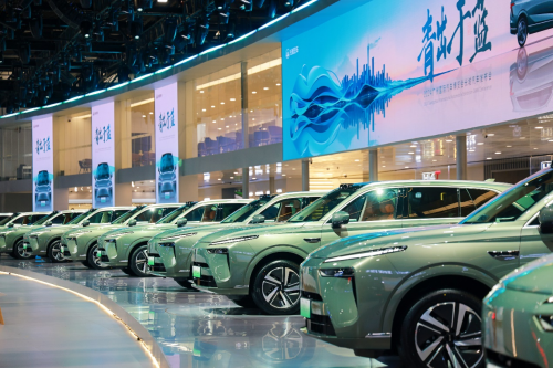 開啟智駕新時代！魏牌全新藍山官宣全場景NOA全國開城(圖1)