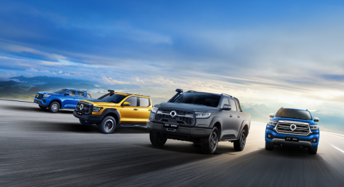 2.4T長(zhǎng)城炮全性能家族攜消防炮強(qiáng)勢(shì)登陸廣州車展