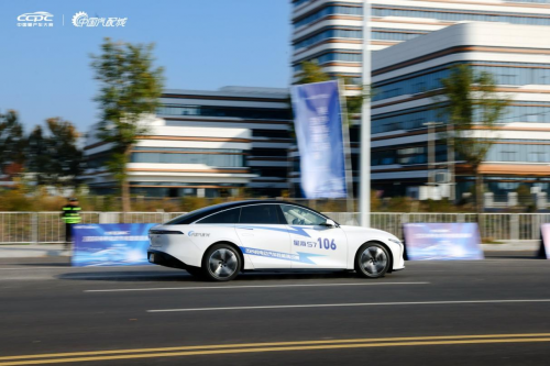 連摘雙冠！星海S7耀動2024純電動汽車性能挑戰(zhàn)賽！(圖6)