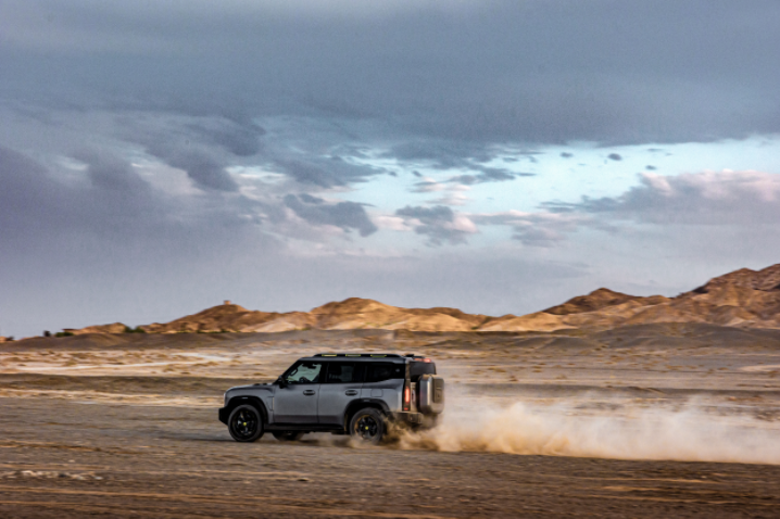 新增副駕娛樂大屏 捷途旅行者娛樂版售價(jià)17.59-18.59萬元(圖4) 新增副駕娛樂大屏 捷途旅行者娛樂版售價(jià)17.59-18.59萬元(圖4)