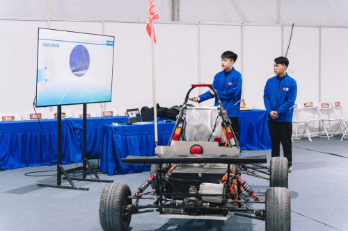 第四屆全國新能源汽車關(guān)鍵技術(shù)技能大賽圓滿閉幕 奇瑞選手勇奪新能源技能“國賽”一等獎(jiǎng)(圖4) 第四屆全國新能源汽車關(guān)鍵技術(shù)技能大賽圓滿閉幕 奇瑞選手勇奪新能源技能“國賽”一等獎(jiǎng)(圖4)