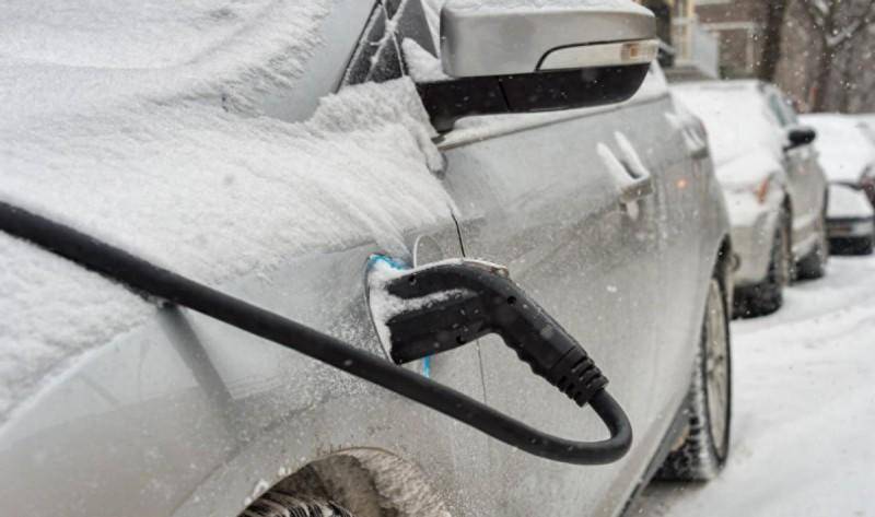 沃爾沃變速箱與插混技術(shù)結(jié)合，打造超長續(xù)航體驗